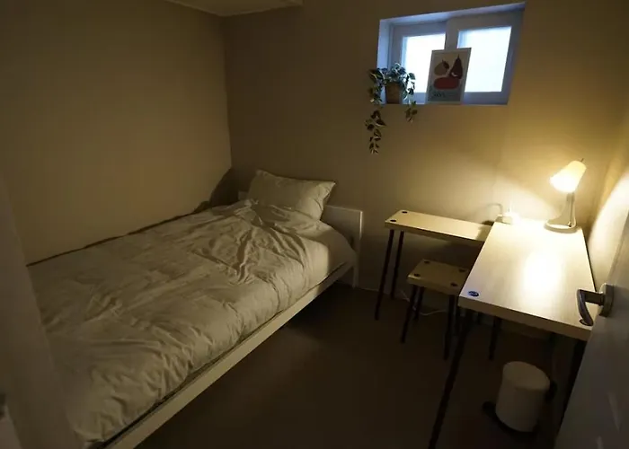 철길공원옆 계단 Railway Park 3-room Staircase Апартаменты *