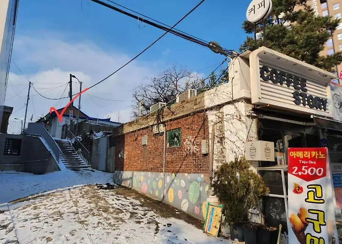 철길공원옆 계단 Railway Park 3-room Staircase Апартаменты